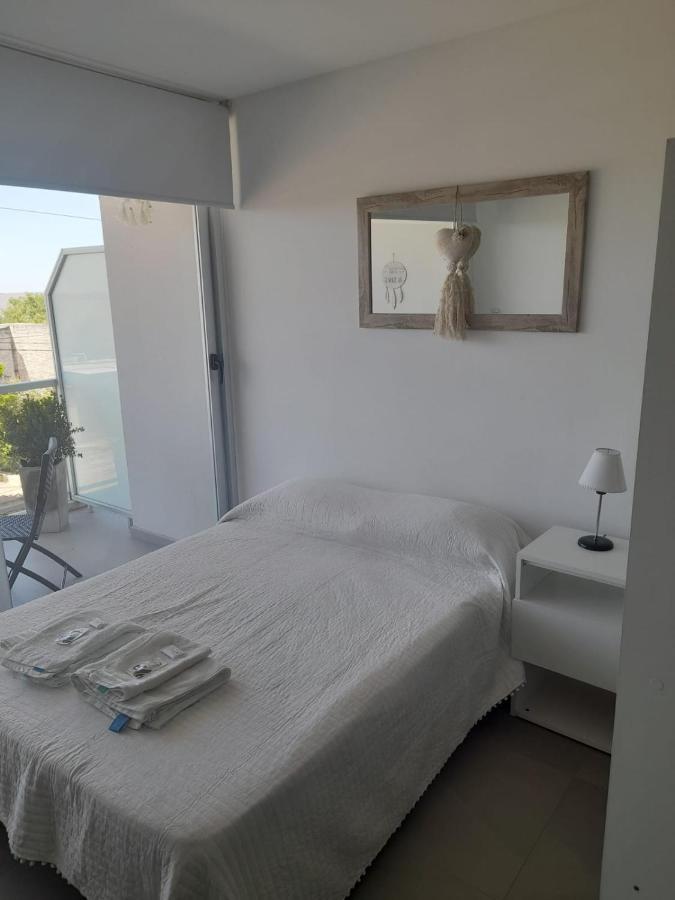 Monoambiente Frente Al Río En Apartamento